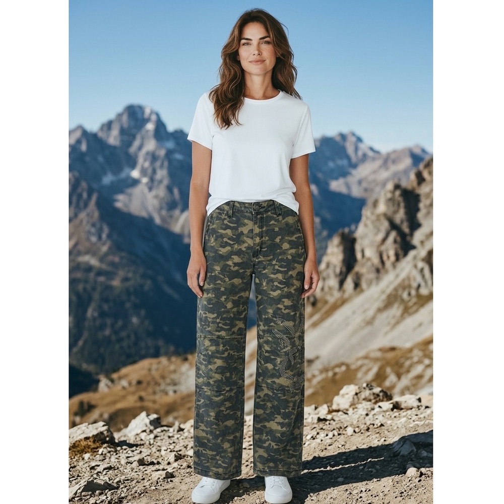 Playboy Women Camo Wide Leg Pants Rhinestone Bunny Logo Grn 7 Y2K
Cargo Utility